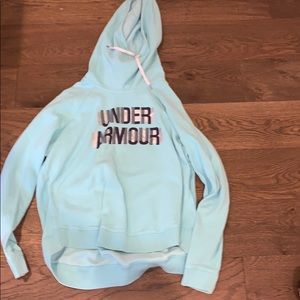 Under armour like new sweatshirt